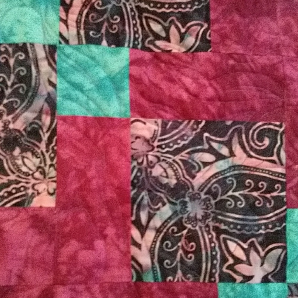 Colorful Patchwork Quilt Throw Size - Picture 3 of 4
